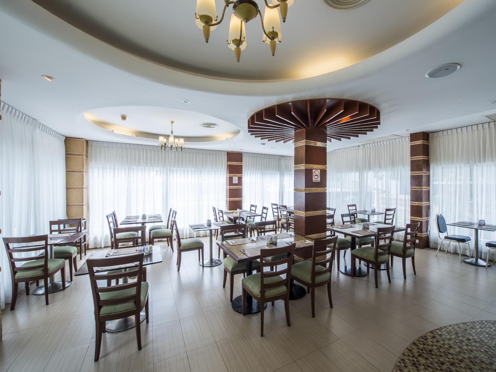 Kalim Resort Patong Экстерьер фото