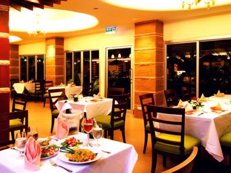 Kalim Resort Patong Экстерьер фото