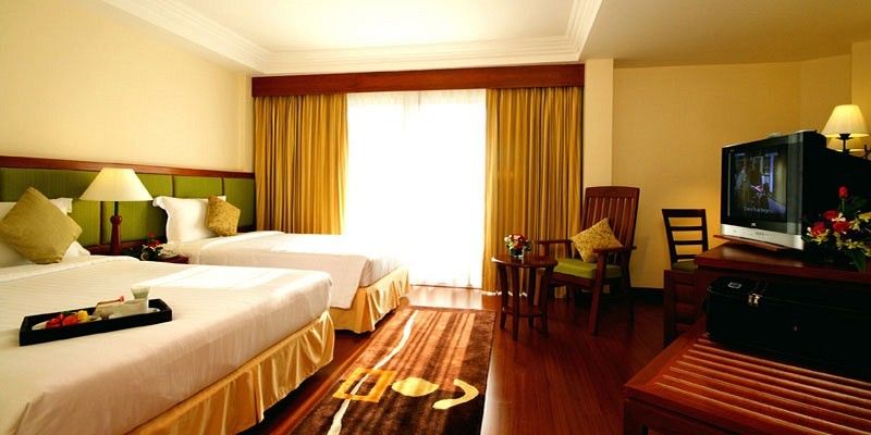 Kalim Resort Patong Экстерьер фото