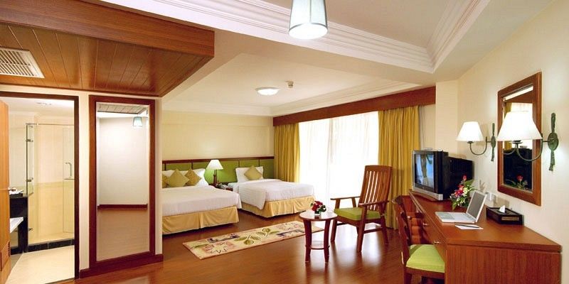 Kalim Resort Patong Экстерьер фото