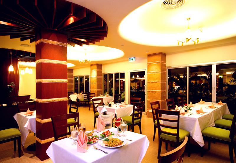 Kalim Resort Patong Экстерьер фото