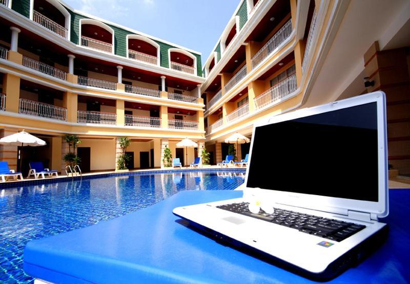 Kalim Resort Patong Экстерьер фото